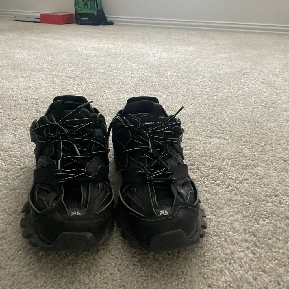 Balenciaga Black Men's Shoes - Picture 1 of 4